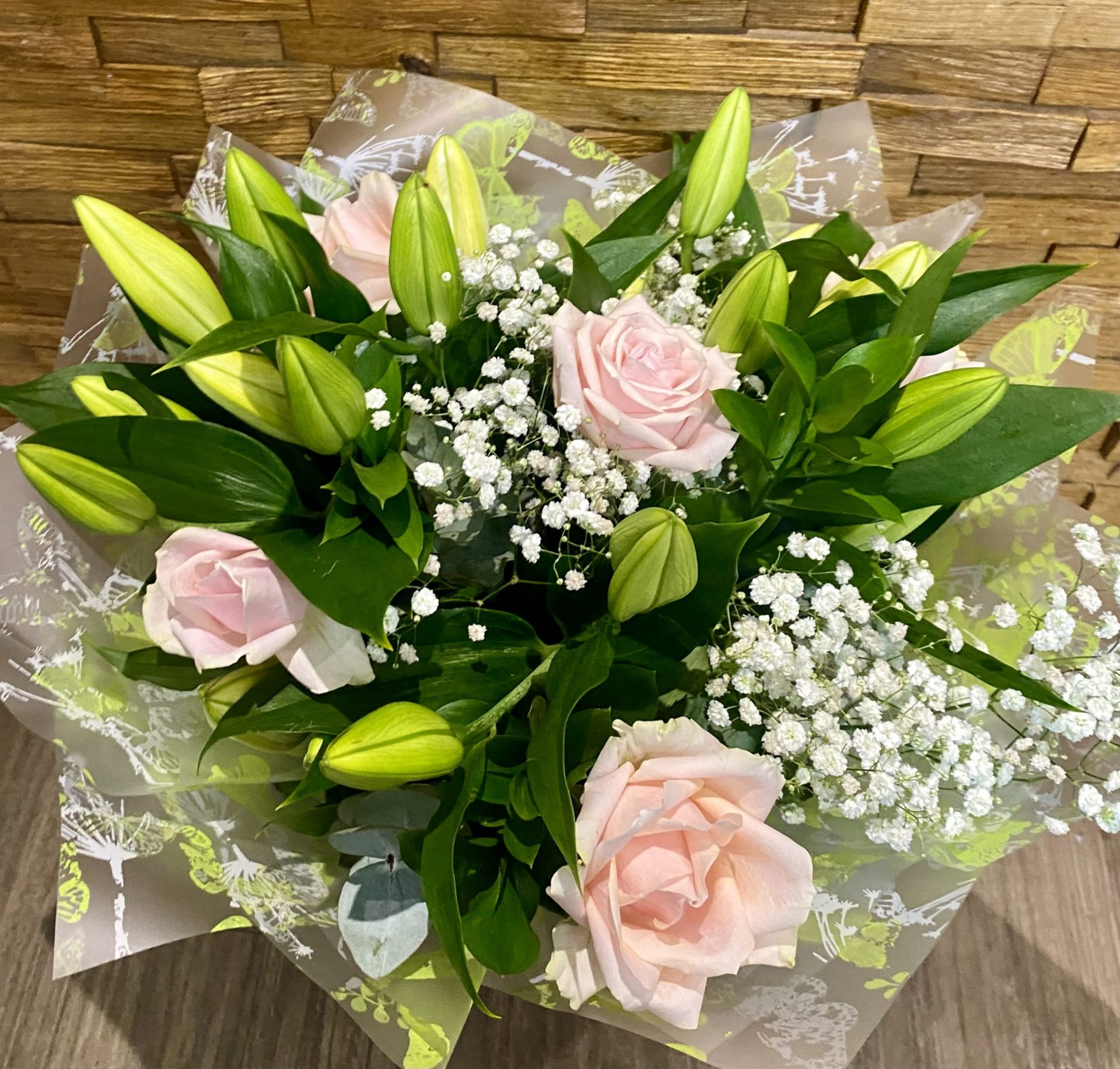 pretty in pink bouquet hand tied